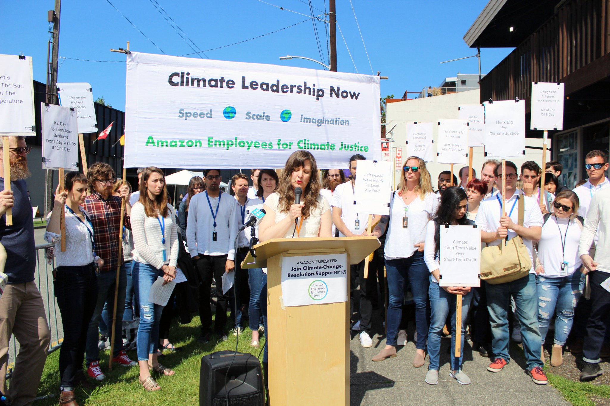 Quand les employés d’Amazon, Microsoft, Google font grève pour le climat